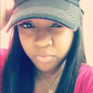 Meet your Posher, Nakita