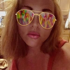 Meet your Posher, Laci