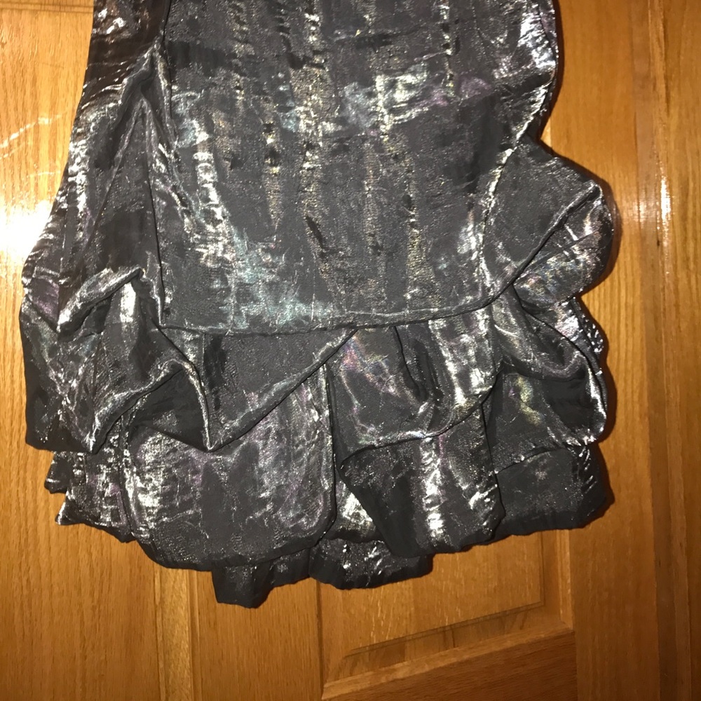 Dress - Picture 3 of 4
