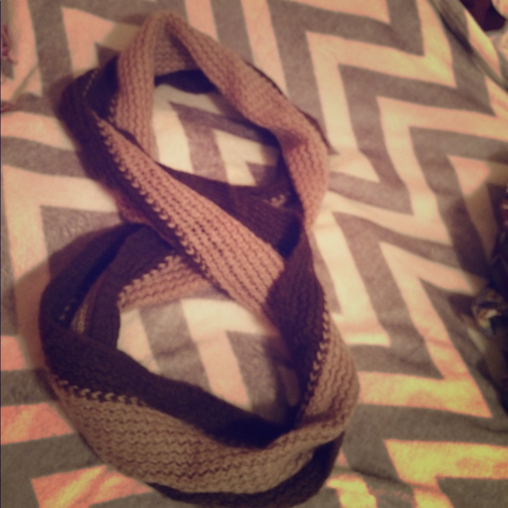 Modena brown and tan knit infinity scarf