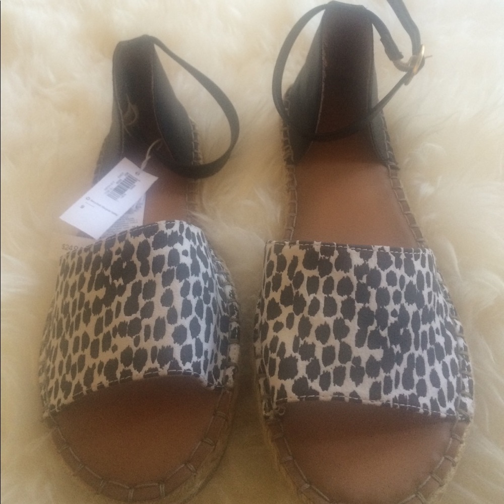 Old Navy Women's Espadrille Open Toe Sandals NWT