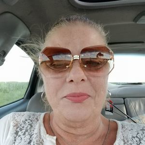 Meet your Posher, Roberta