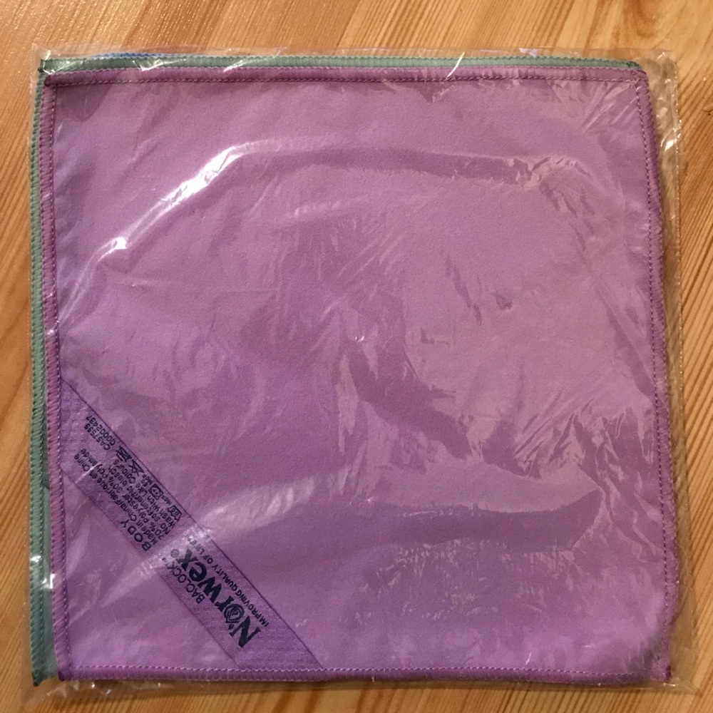 NWT Norwex Makeup Removal Cloth Set