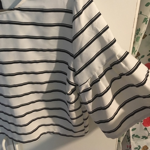 Striped top - Picture 3 of 3