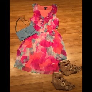 Printed sleeveless dress knee length dress
