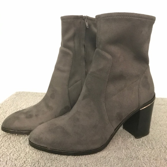 MICHAEL Michael Kors Chase Suede Ankle Booties - Picture 2 of 7