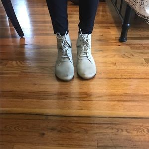 Boutique 9 Tan Combat Ankle Boot