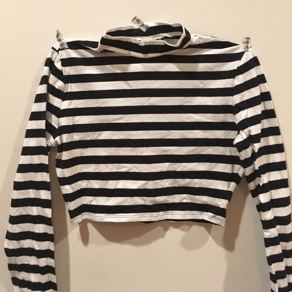 SOLD // Crop top - forever 21