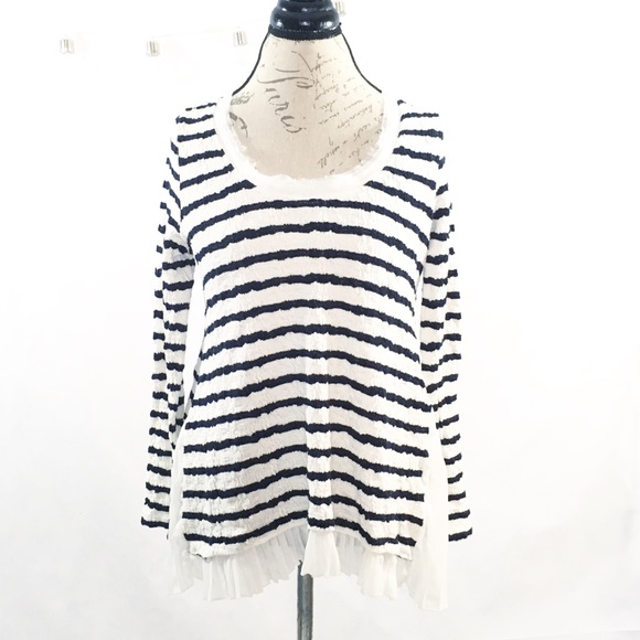 Anthropologie Tops - Anthropologie Postmark Black Cream Long Sleeve Top