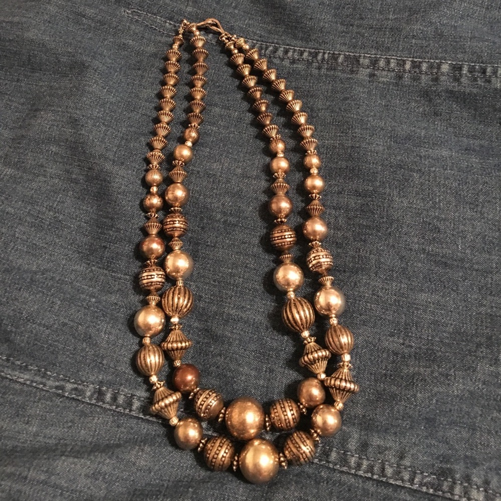 Double-strand silvery bead necklace
