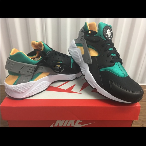 Nike Other - Authentic Nike Men’s Air Huarache