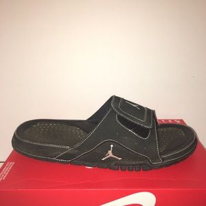 Jordan slippers