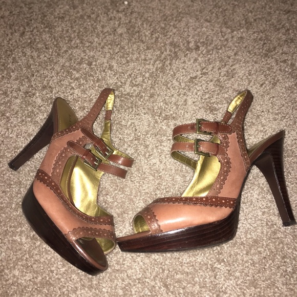 Marc Fisher Sling back heels - Picture 2 of 3