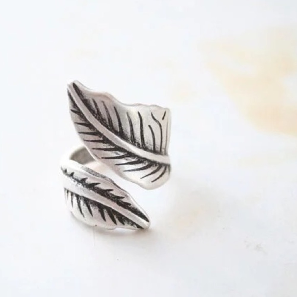 Adjustable Antique silver leaf ring