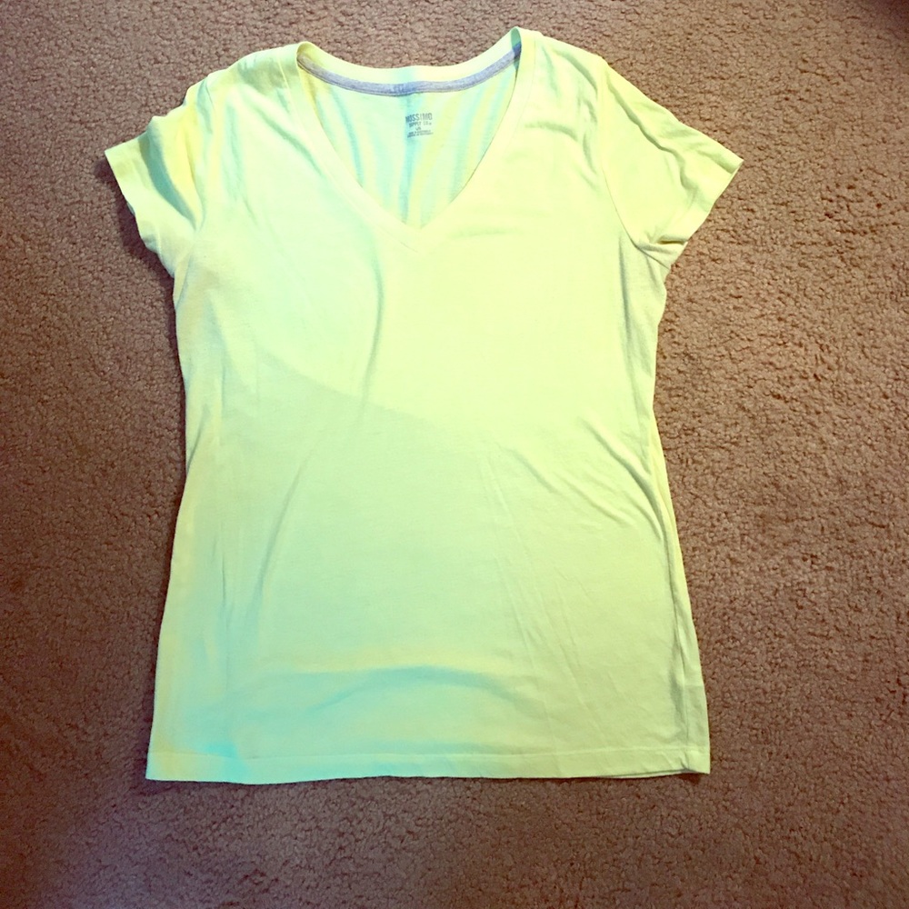 Women's short sleeve yellow shirt