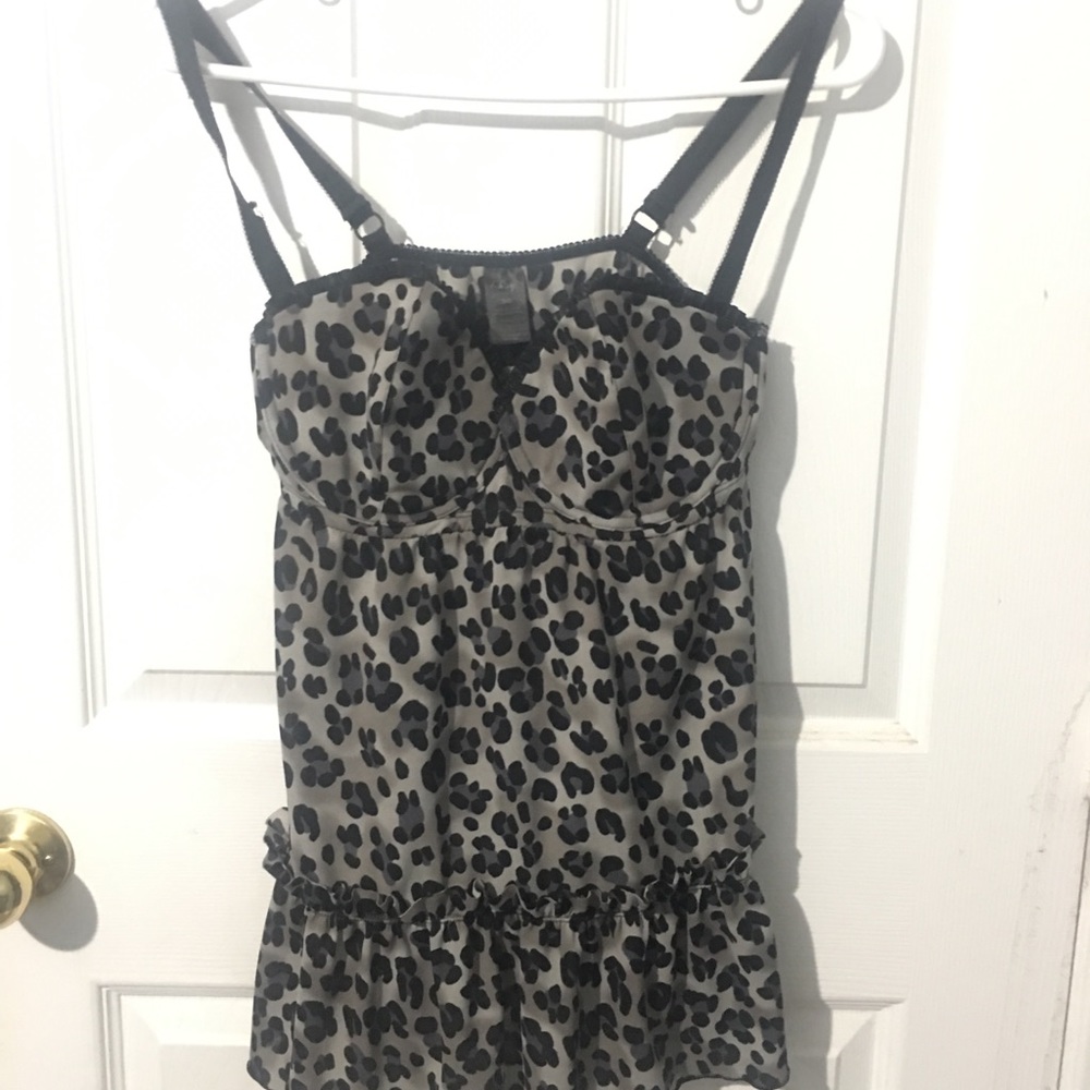 Size 38D lingerie top