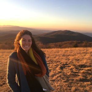 Meet your Posher, Laura