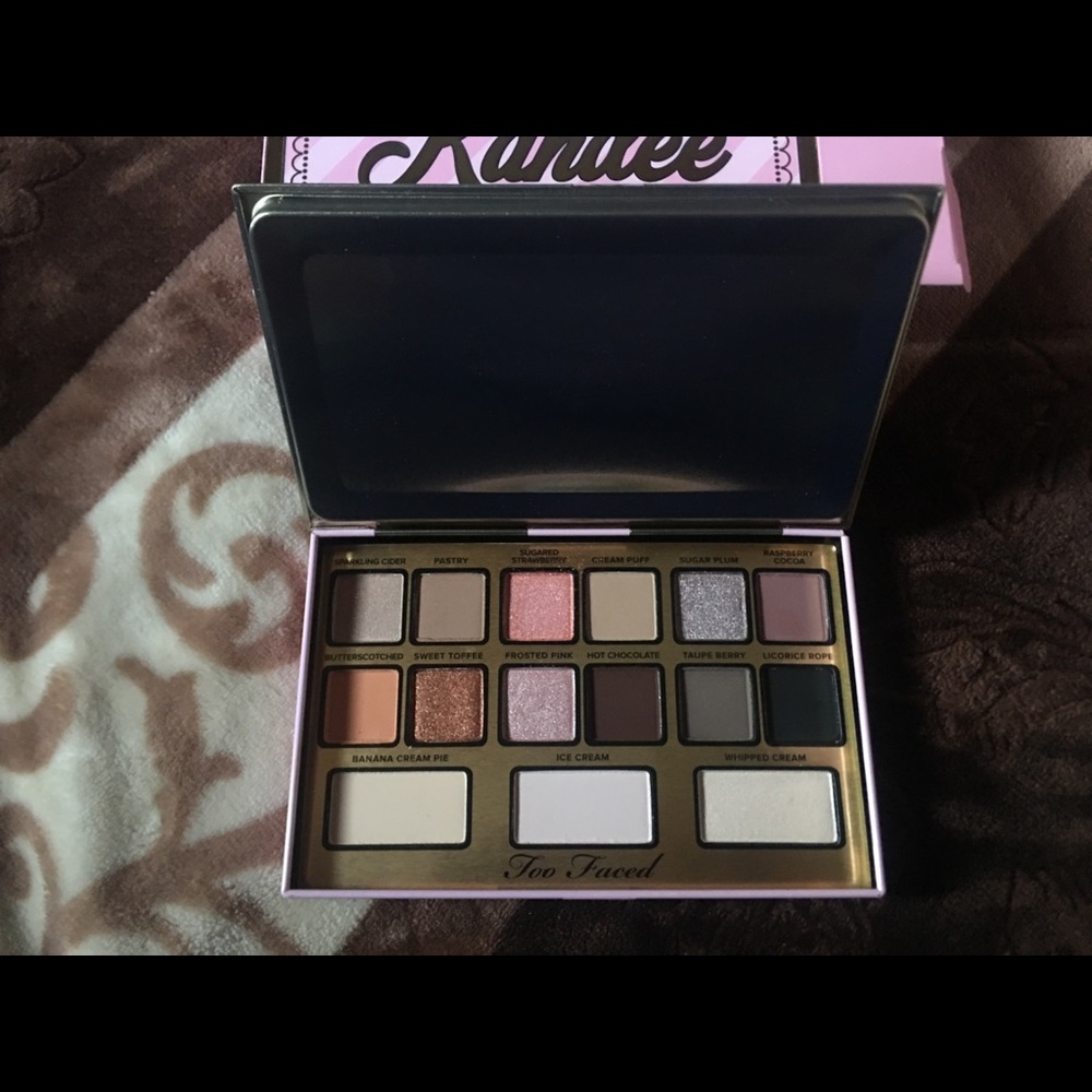 Palette - Picture 2 of 2