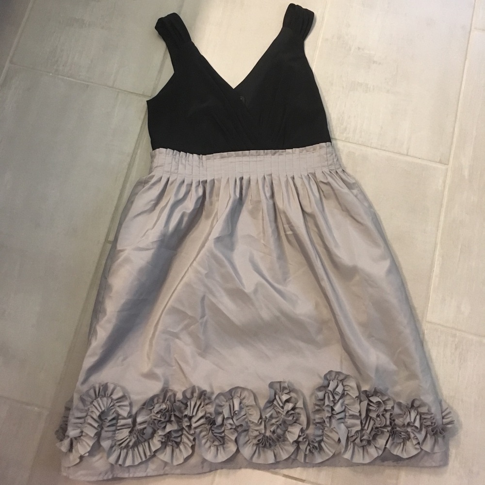 Flattering gray/black cocktail dress.