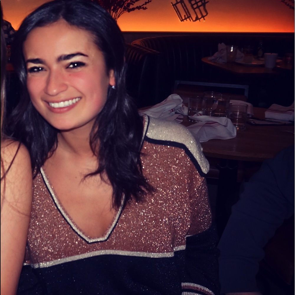 Meet your Posher, Kelly
