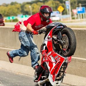 Meet your Posher, Chase