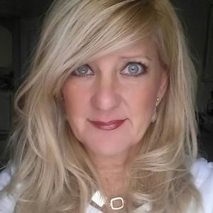 Meet your Posher, Renee