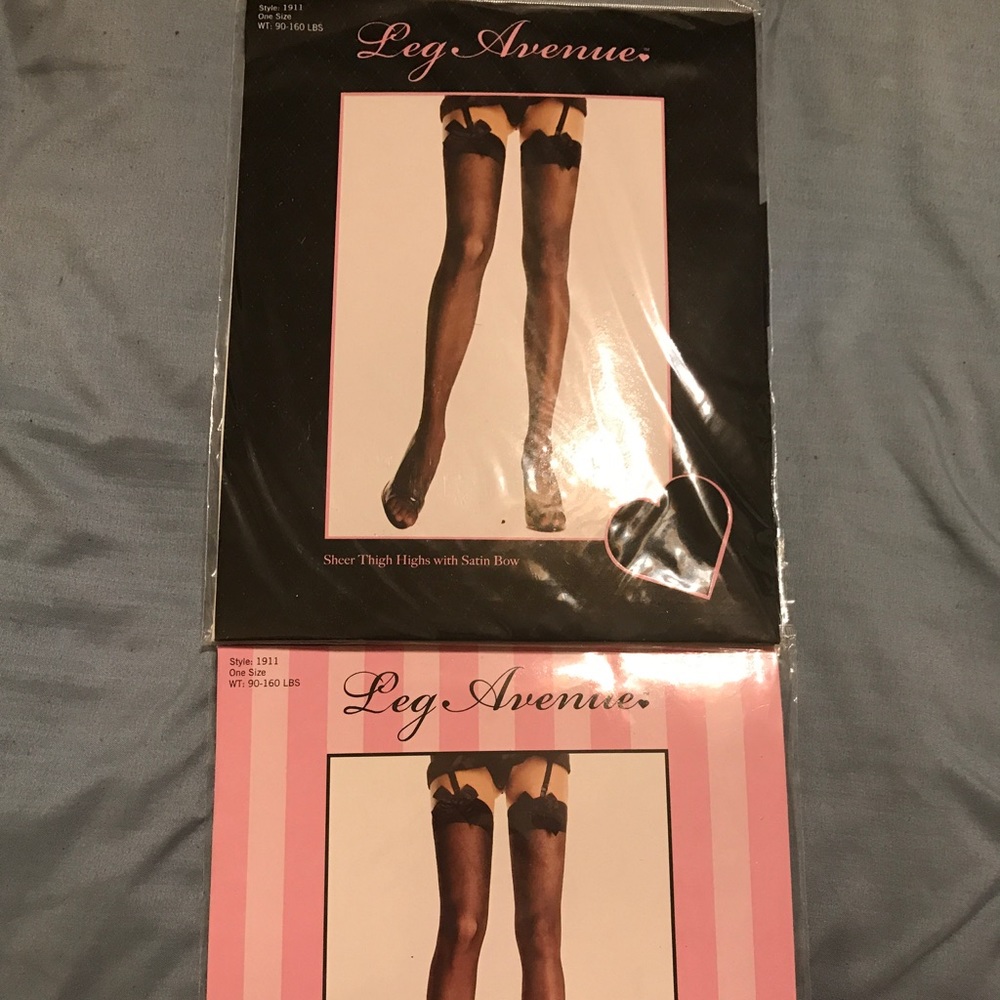 Leg Avenue thigh hi w/satin bow
