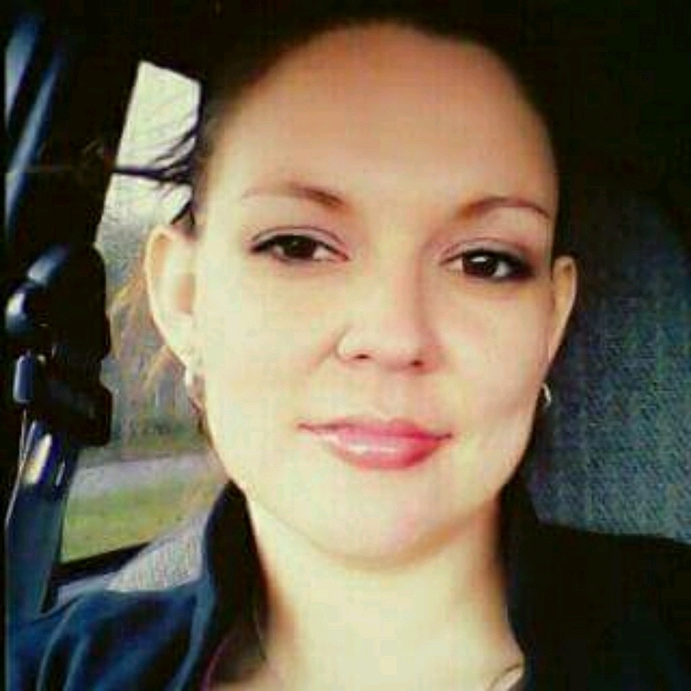 Meet your Posher, Sabina