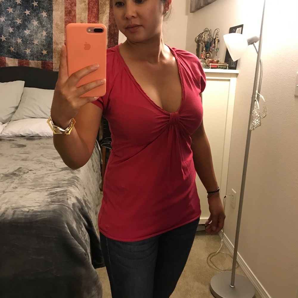 Casual pink American eagle top