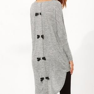 Fall Long Sleeve Asymmetric T-shirt with Bows back