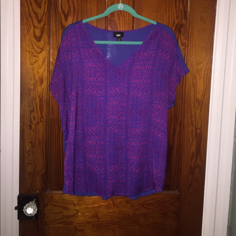 Pink/purple patterned top