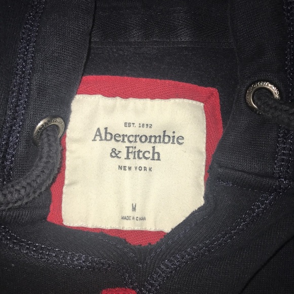 ABERCOMBIE &FITCH sweatshirt - Picture 3 of 4