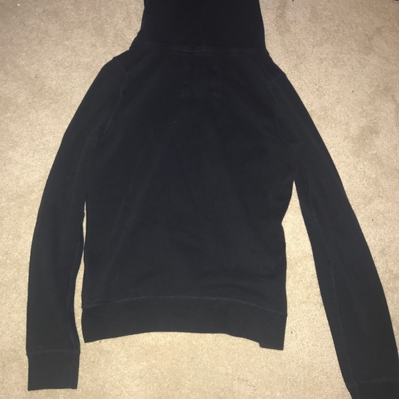 ABERCOMBIE &FITCH sweatshirt - Picture 4 of 4