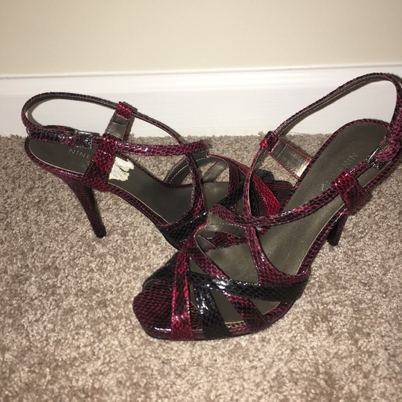 Nine West Dark Red Heels - Picture 5 of 7