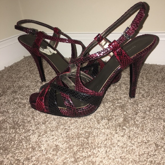 Nine West Dark Red Heels - Picture 6 of 7