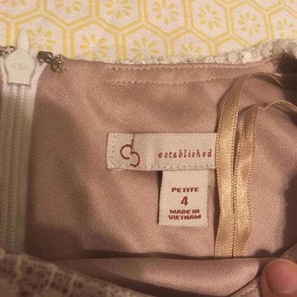 WHITE DRESS💭 - Picture 2 of 3