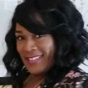 Meet your Posher, Deidre