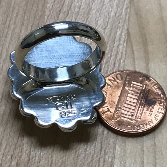 Ring - Picture 8 of 8