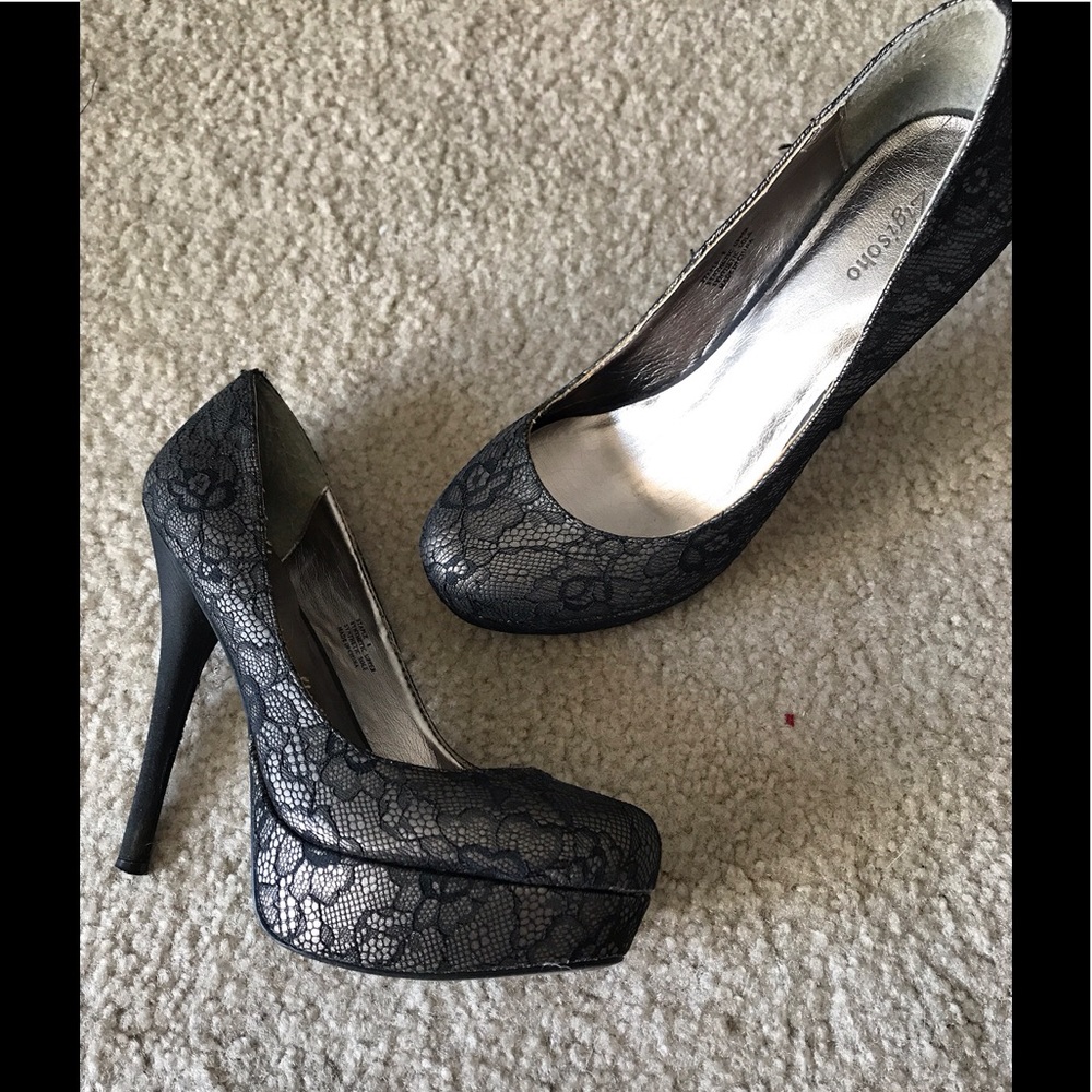 Black lace-patterned Zigi Soho Heels