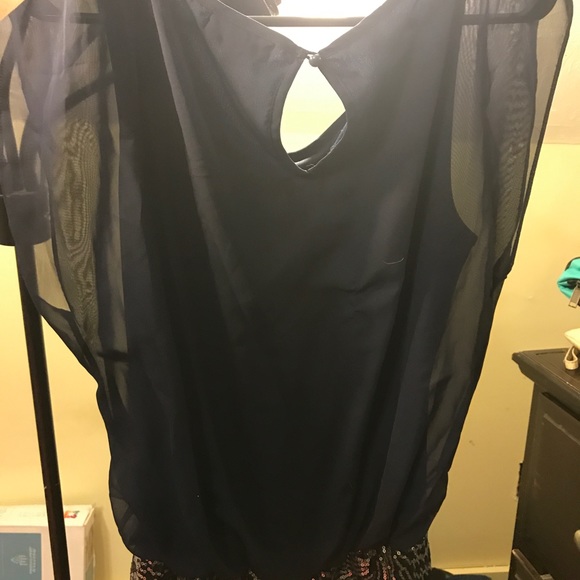 Dress with sequin bottom - Picture 4 of 5