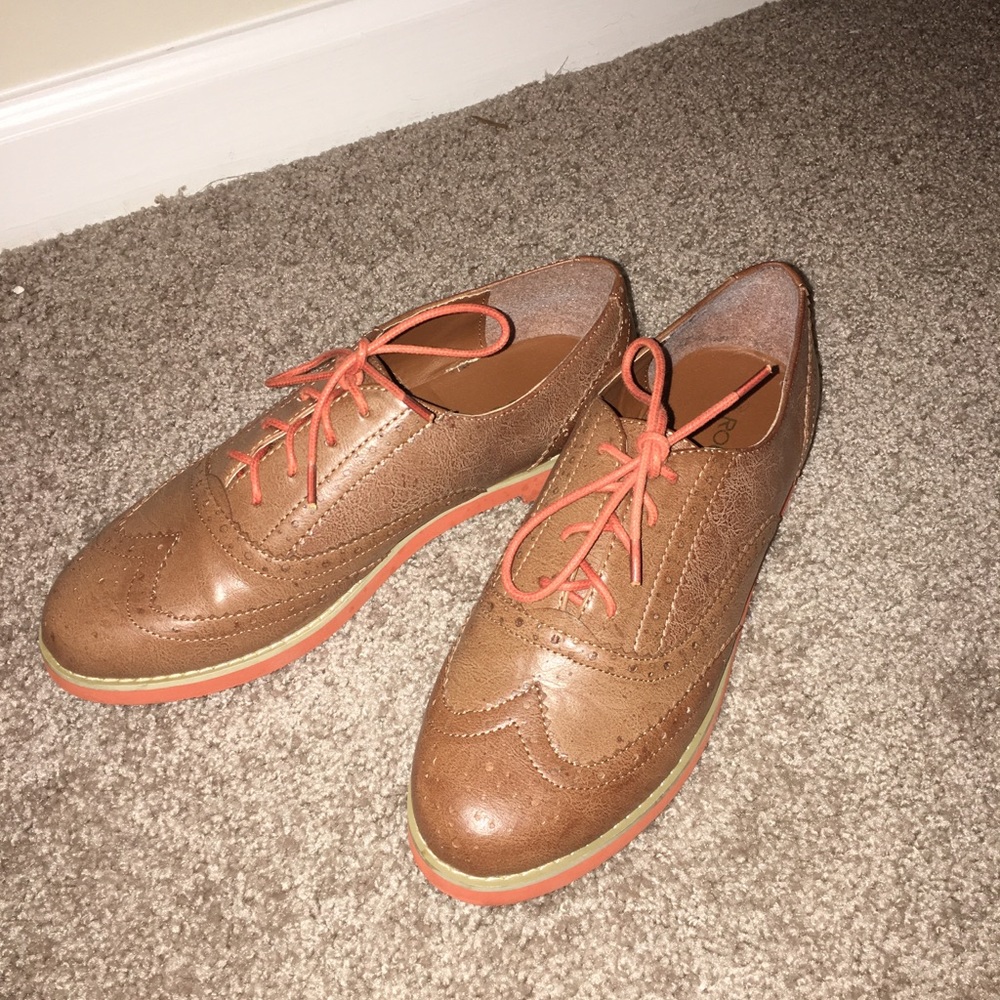 Tan/Orange Women Shoes