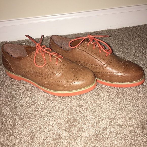Tan/Orange Women Shoes - Picture 3 of 3