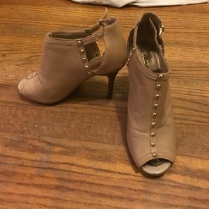 Beautiful Aldo heels