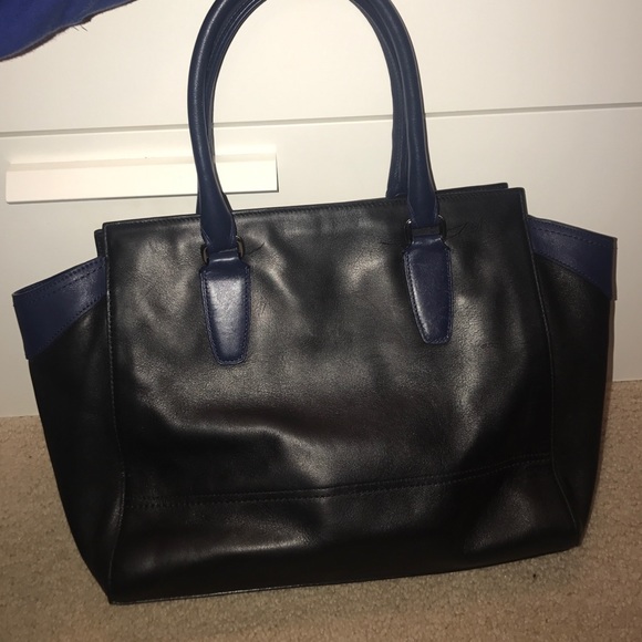 Authentic Coach Purse - Picture 2 of 3