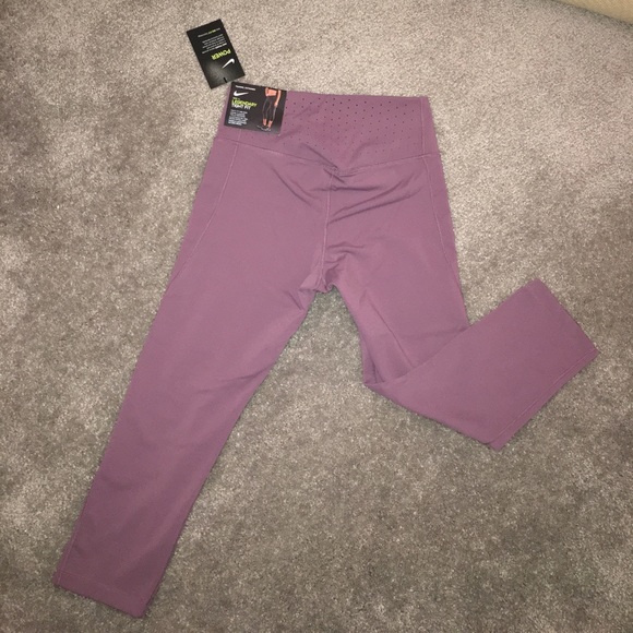 Nike DRI-FIT Leggings - Picture 3 of 4