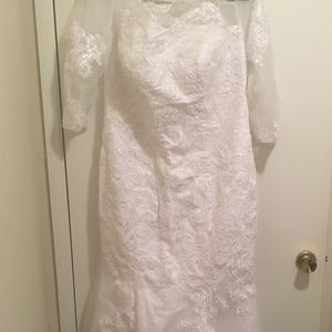 Beautiful Mermaid Style Wedding Dress