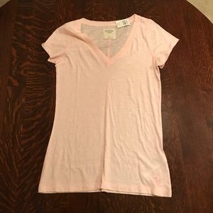 Abercrombie & Fitch T-shirt