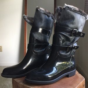 ☔️ Stuart Weiztman Faux Fur Rain Boots