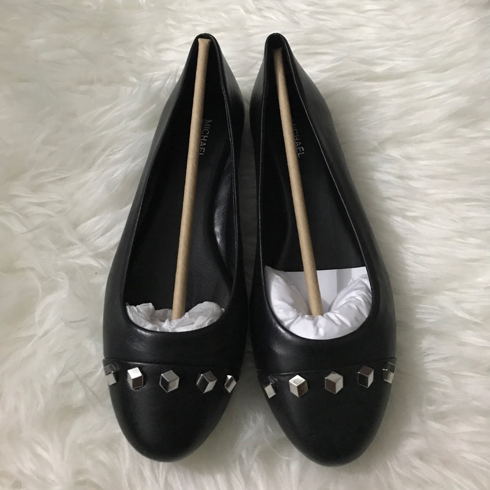 Michael Kors flat