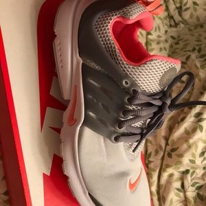 Nike Prestos